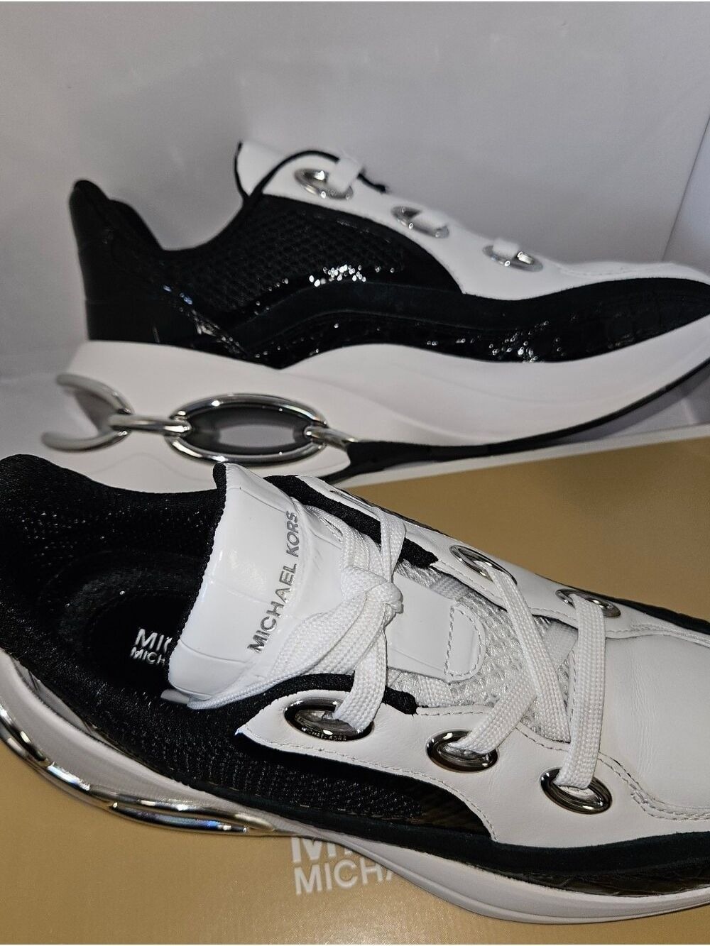 Michael Kors Black and  White Trainer Sneaker Size 8.5 - Picture 10 of 10